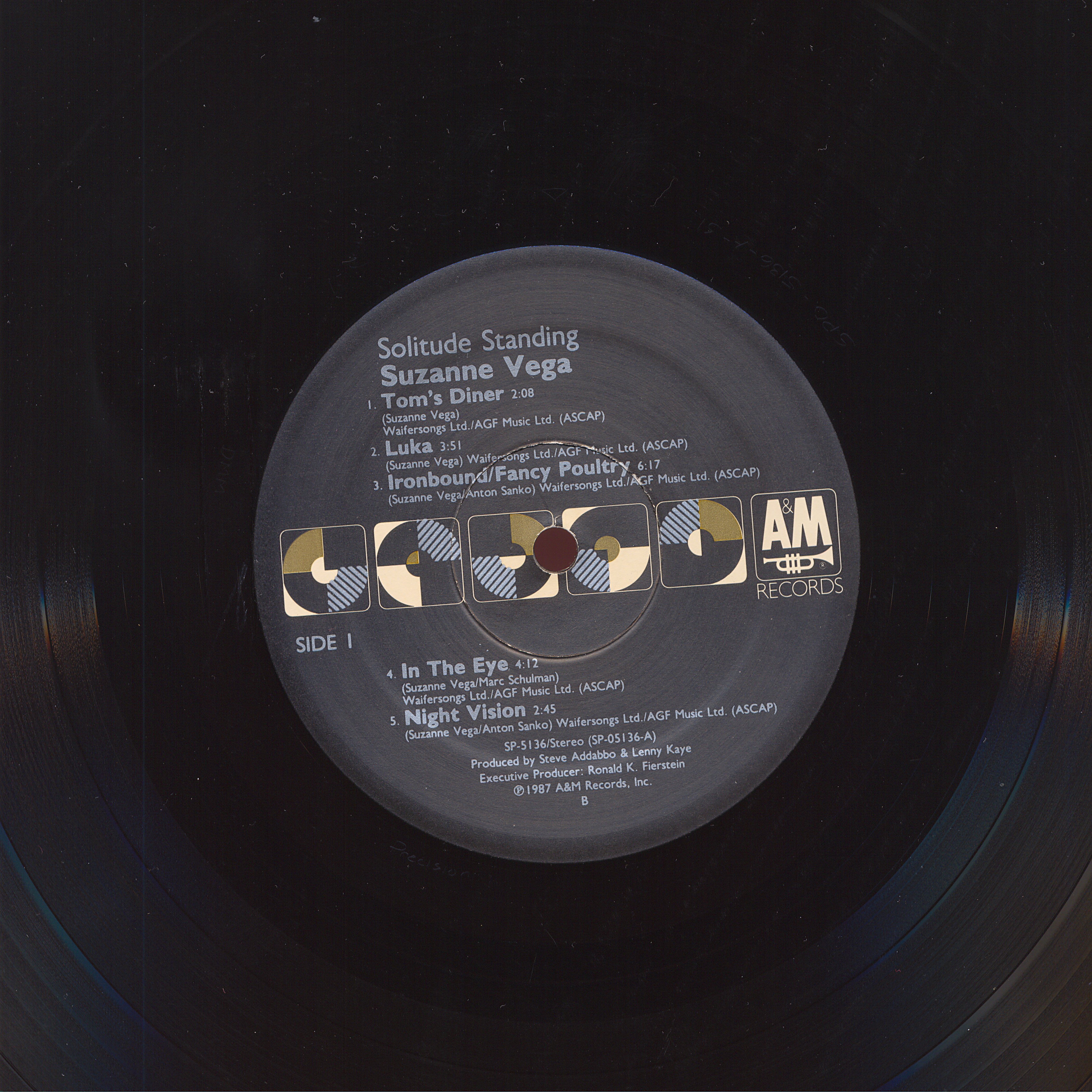 Suzanne Vega  Solitude Standing : LP A